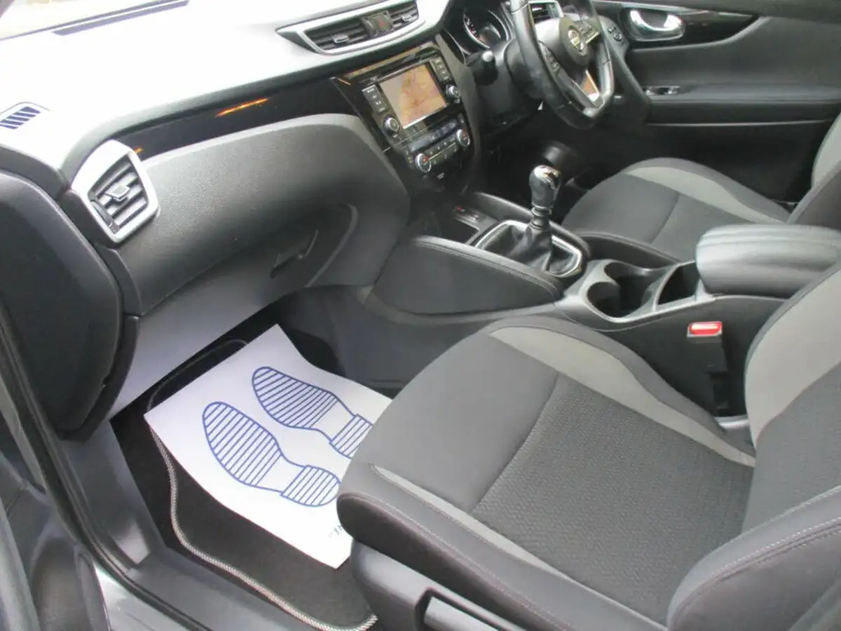 2020-nissan-qashqai-13-dig-t-acenta-premium-140ps-big-34