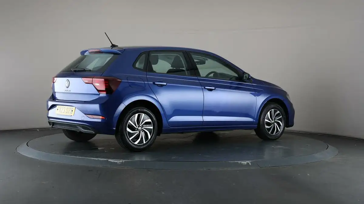 2023-volkswagen-polo-10-tsi-life-big-60
