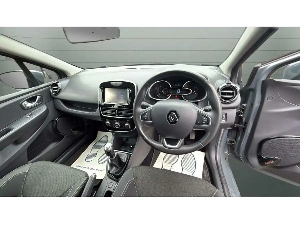 2018-renault-clio-15dci-urban-nav-eco-big-18