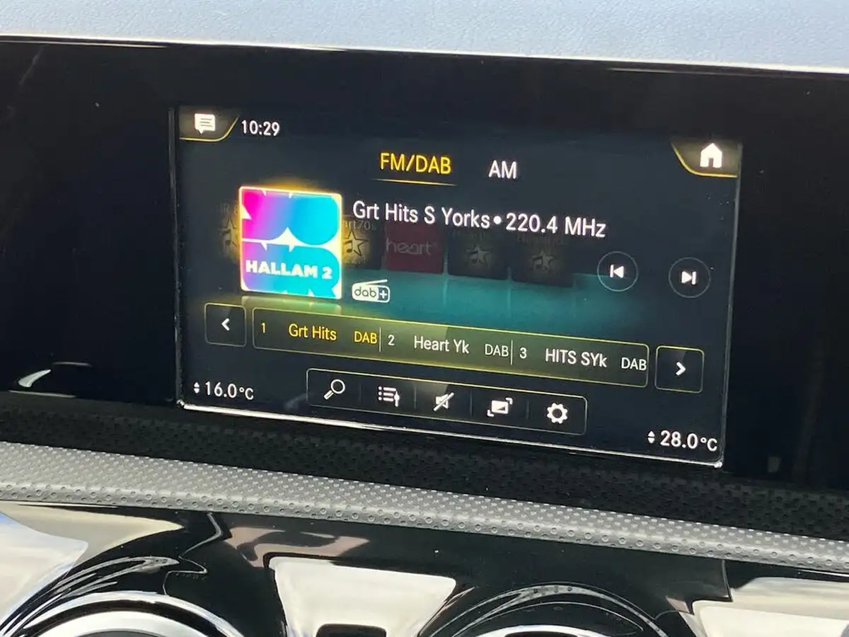 2019-mercedes-benz-a-class-13-a180-amg-line-hatchback-5d-7g-dct-big-37