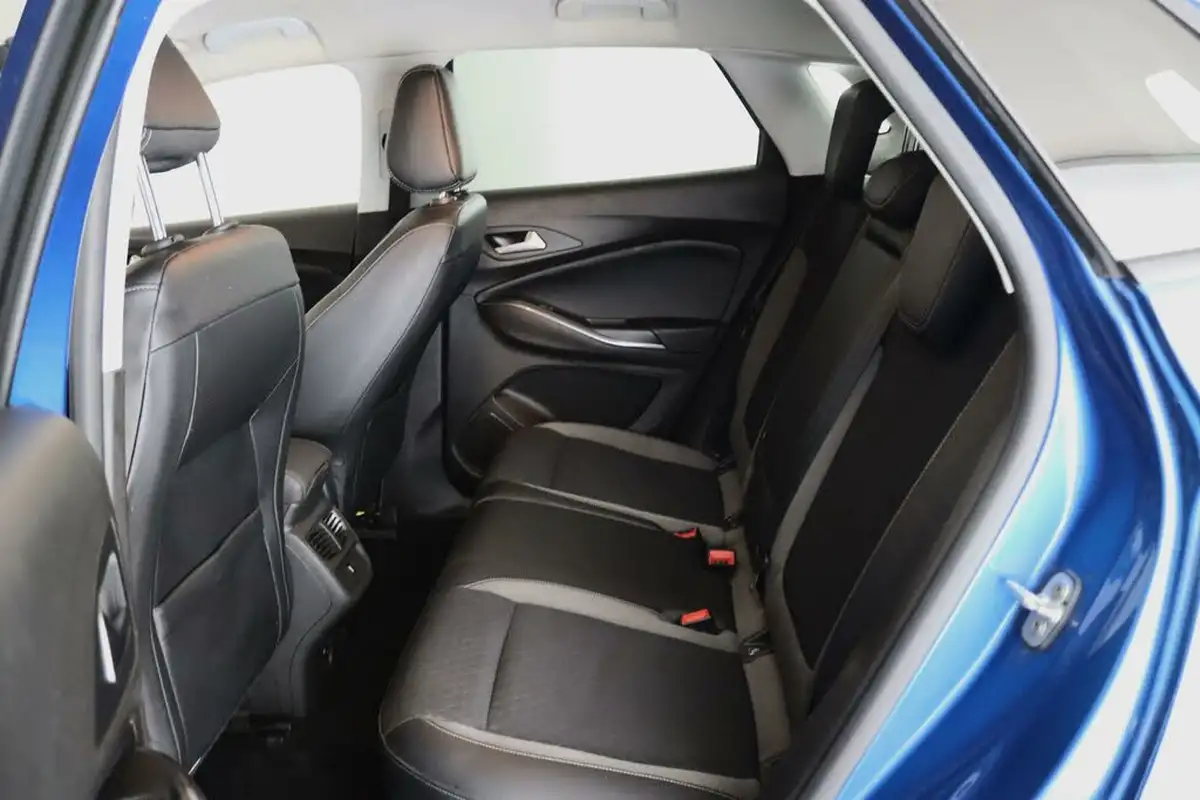 2020-vauxhall-grandland-x-12-sri-nav-auto-big-9