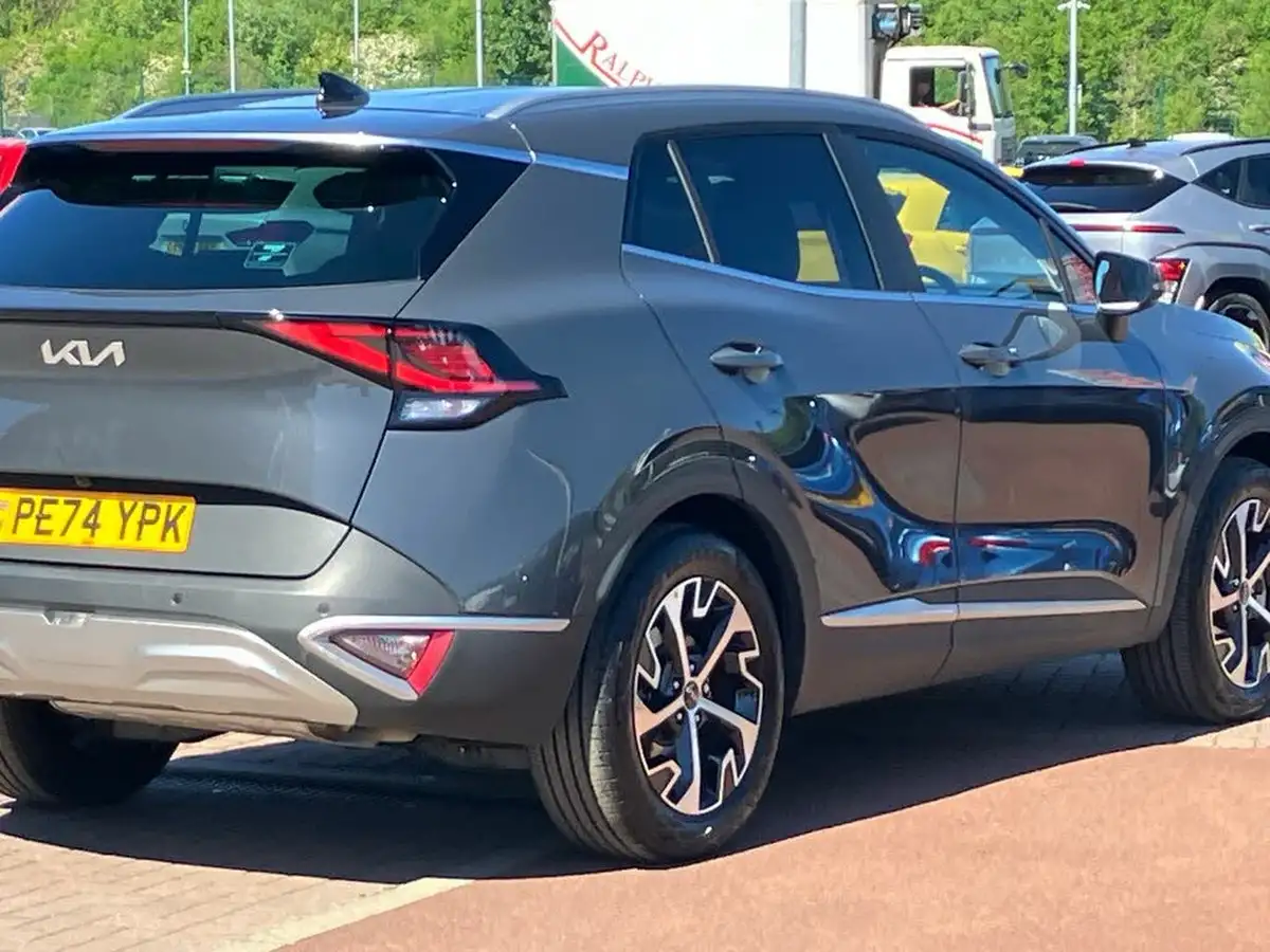 2024-kia-sportage-16-t-gdi-3-157bhp-48v-big-27