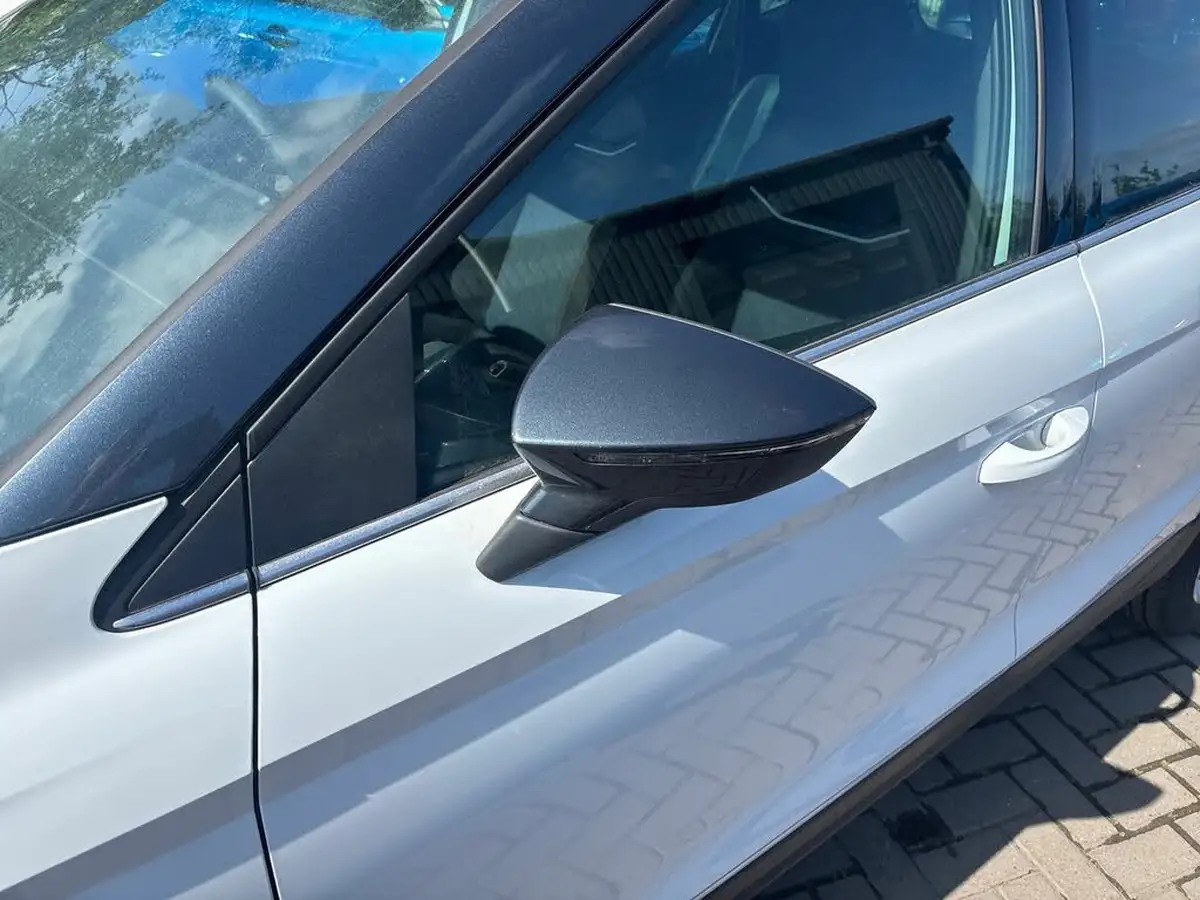 2025-seat-arona-10-tsi-fr-dsg-big-18