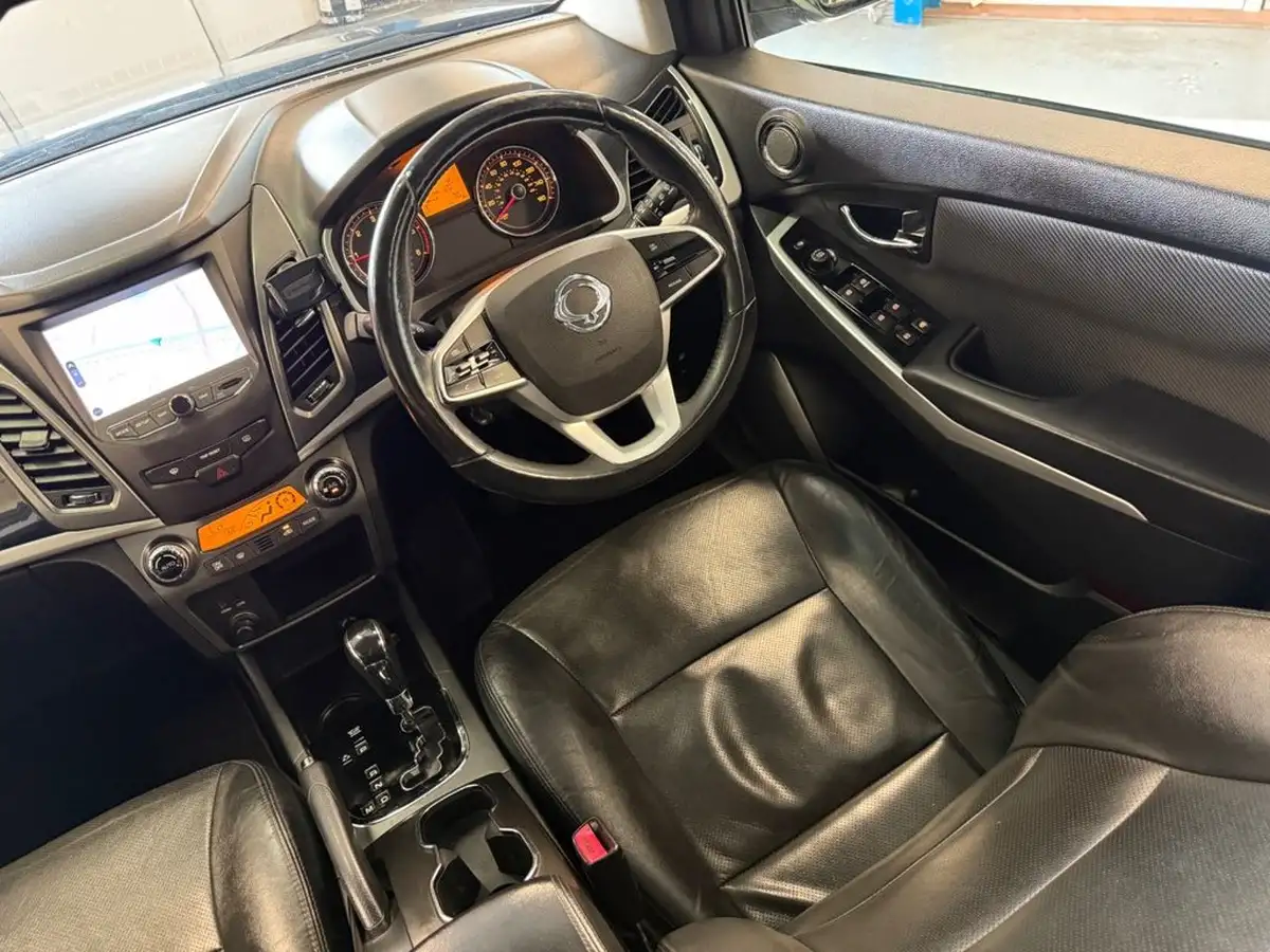 2019-kgm-ssangyong-korando-22td-ultimate-big-61