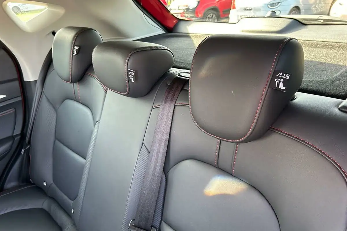 2024-mg-zs-suv-10t-gdi-exclusive-big-18