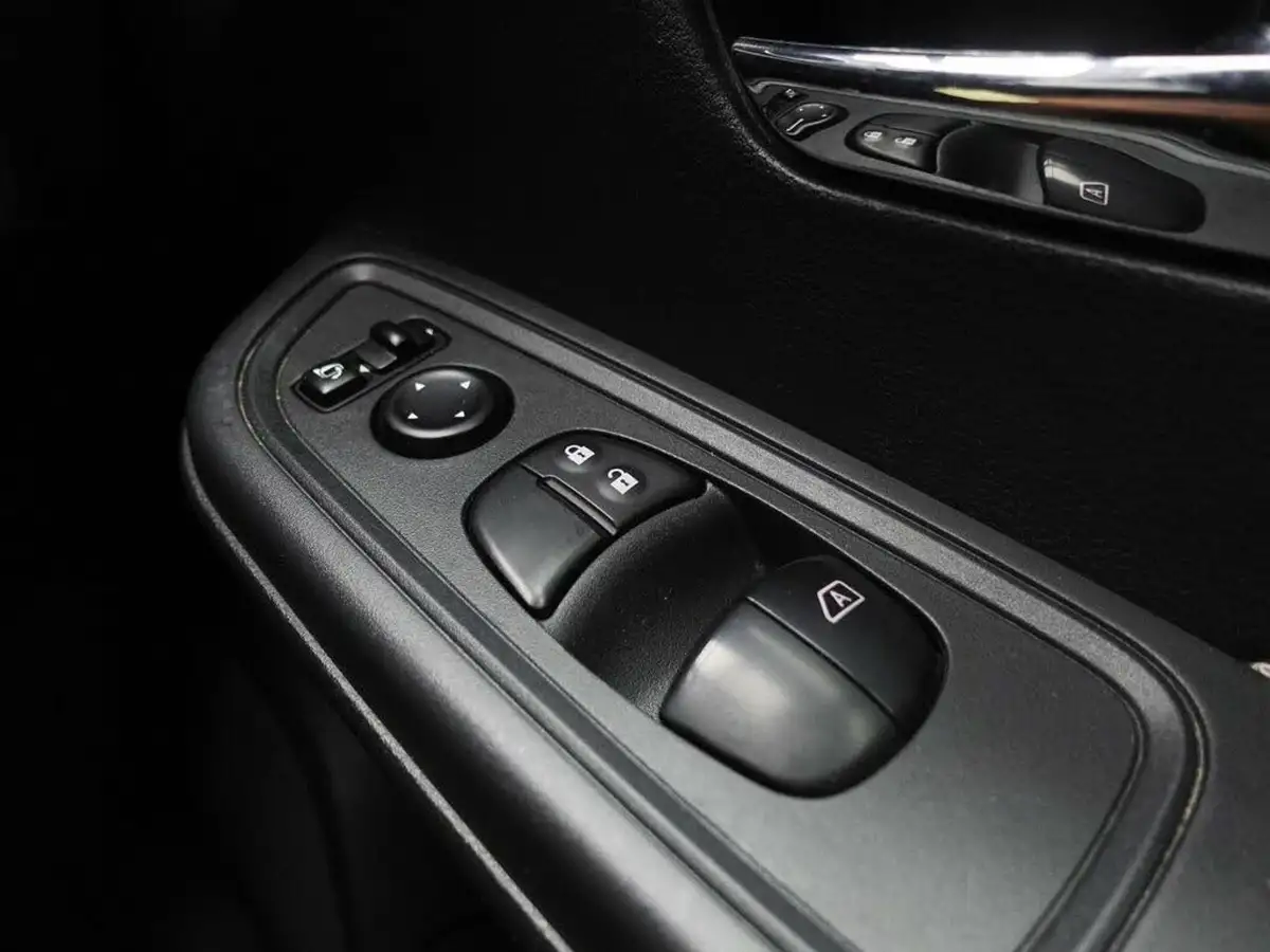 2017-nissan-micra-09-ig-t-n-connecta-big-34
