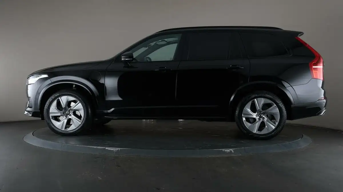2021-volvo-xc90-20-t8-r-design-390bhp-big-35