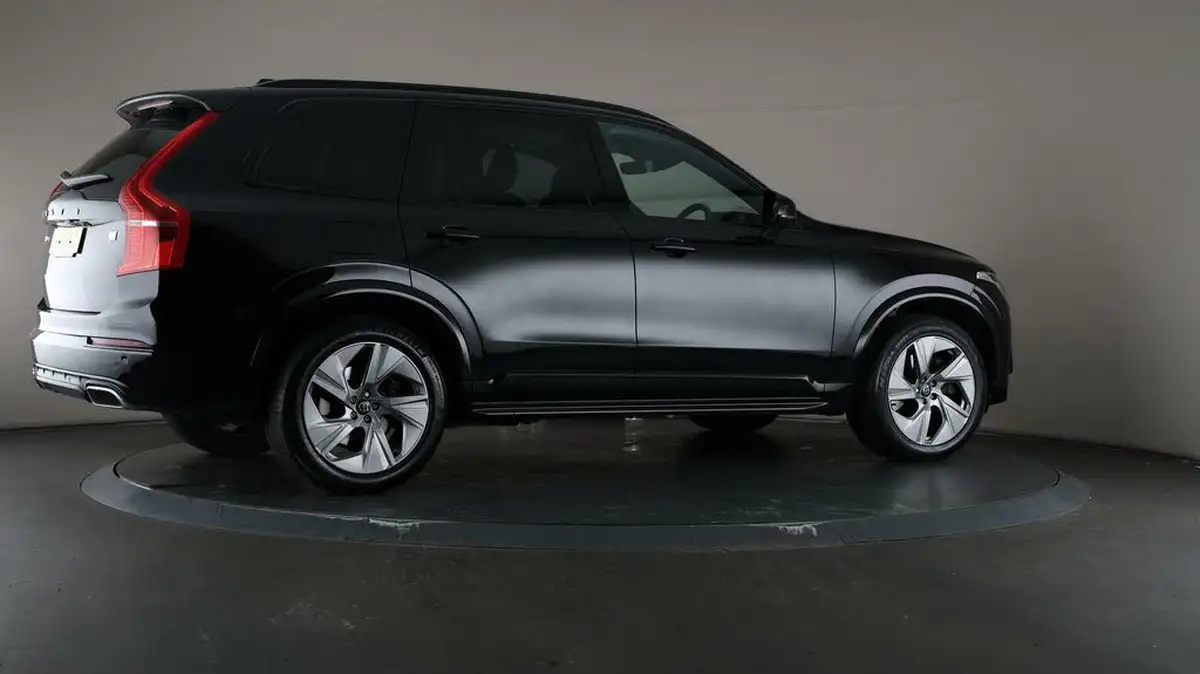 2021-volvo-xc90-20-t8-r-design-390bhp-big-63