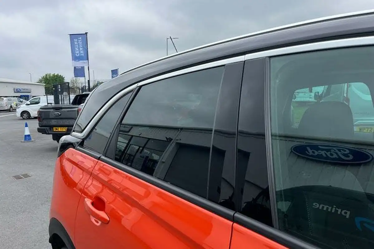 2022-vauxhall-crossland-12-ultimate-130ps-big-37