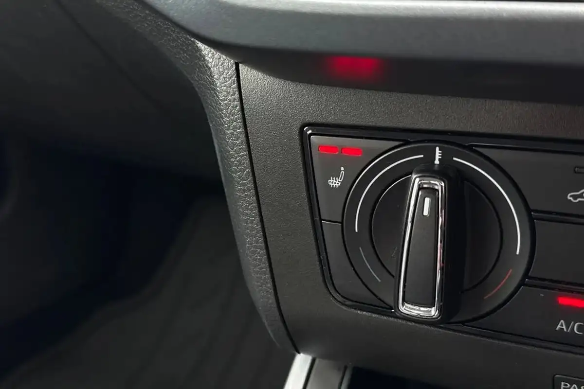 2019-seat-arona-16tdi-se-technology-lux-115ps-ss-big-55