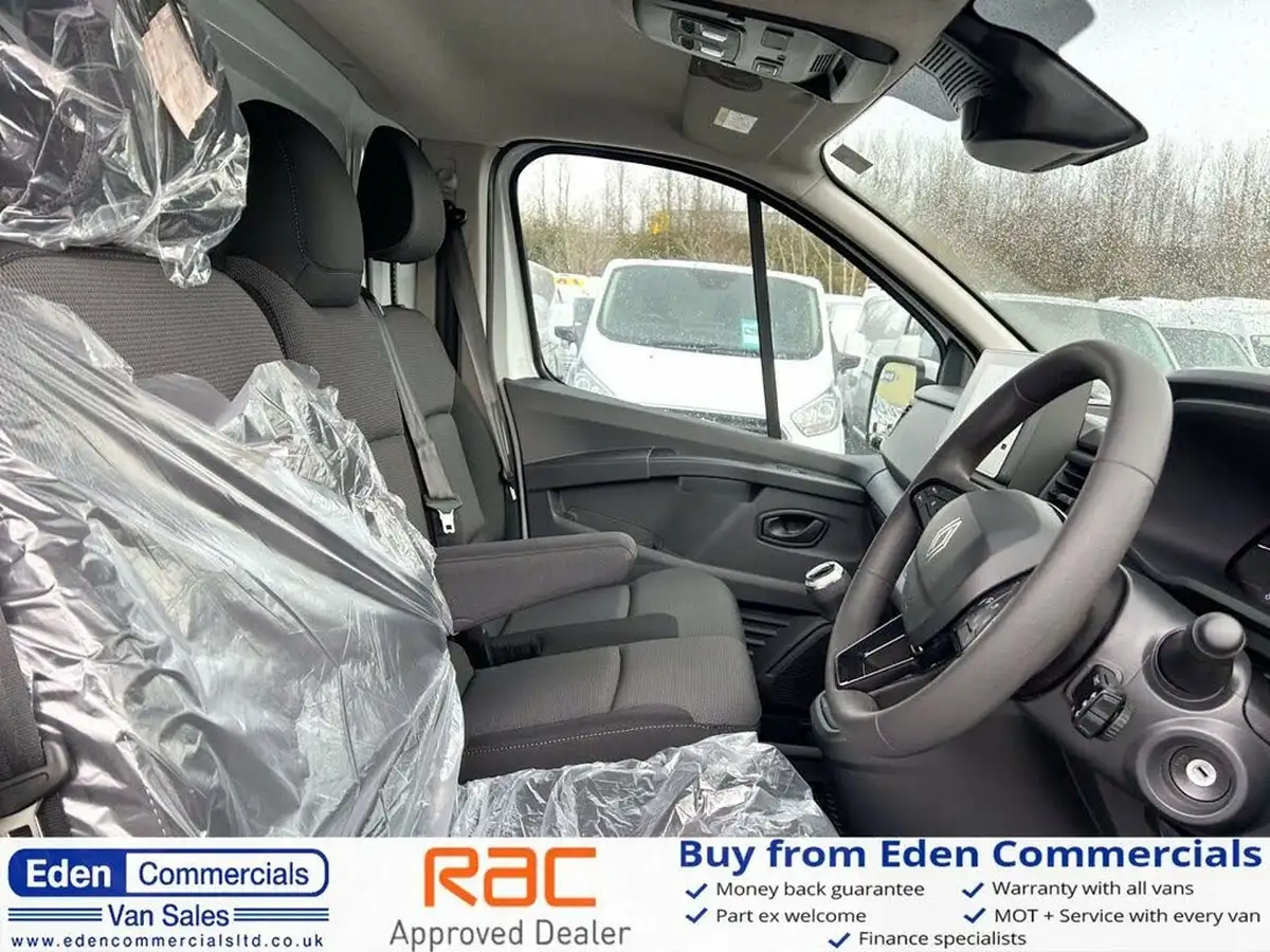 2024-renault-trafic-20dci-ll30-130-advance-panel-big-18