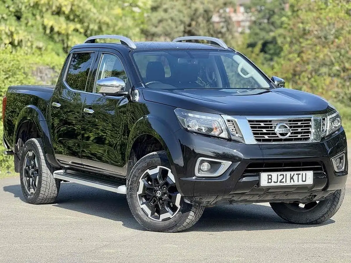 2021-nissan-navara-23dci-tt-tekna-8-navileather-big-0