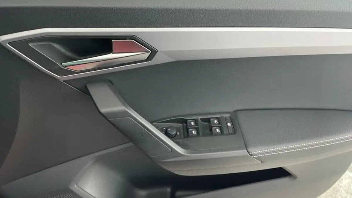 2022-seat-ibiza-10-tsi-xcellence-lux-110ps-big-19