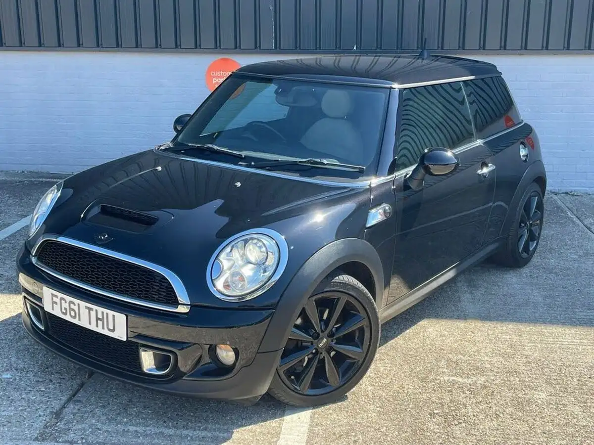 2011-mini-cooper-20td-cooper-sd-hatchback-3d-big-1