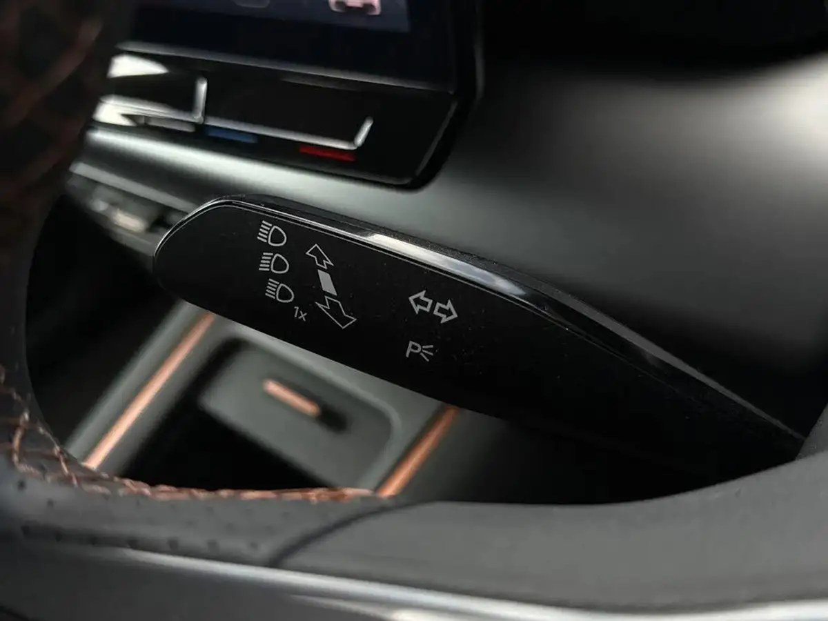 2024-cupra-born-e-v3-230ps-77kwh-e-boost-big-47