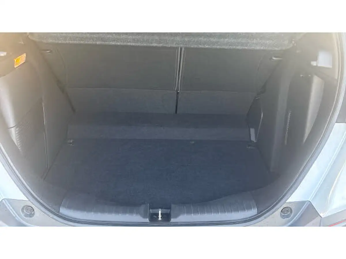 2021-honda-jazz-15-i-mmd-ex-109ps-big-18