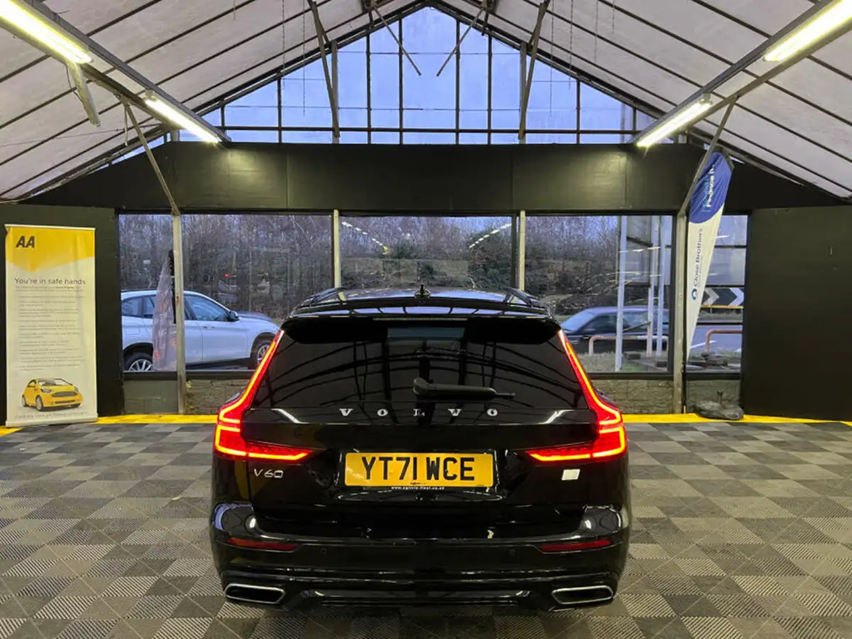 2021-volvo-v60-20-t6-r-design-350bhp-plug-in-hybrid-big-7