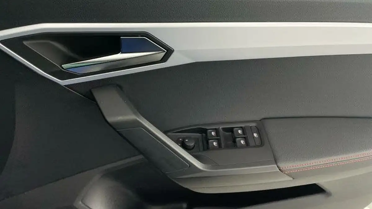 2022-seat-arona-10-tsi-fr-edition-big-19