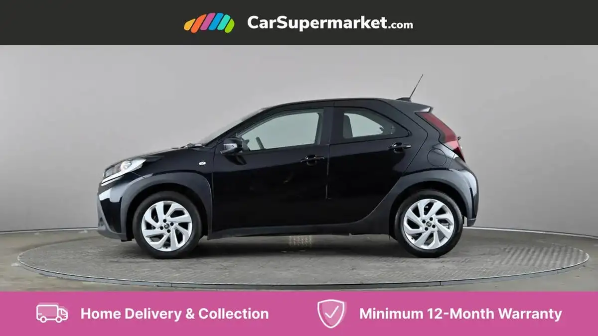 2022-toyota-aygo-x-10-vvt-i-pure-big-2