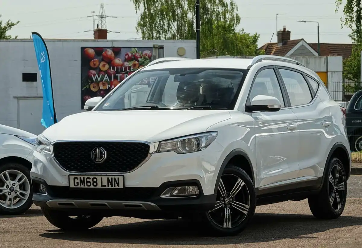 2019-mg-zs-suv-15-vti-tech-exclusive-105bhp-big-1