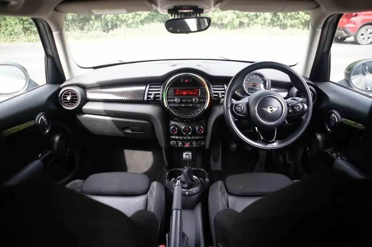 2016-mini-cooper-20td-cooper-sd-170bhp-ss-hatchback-5d-big-16