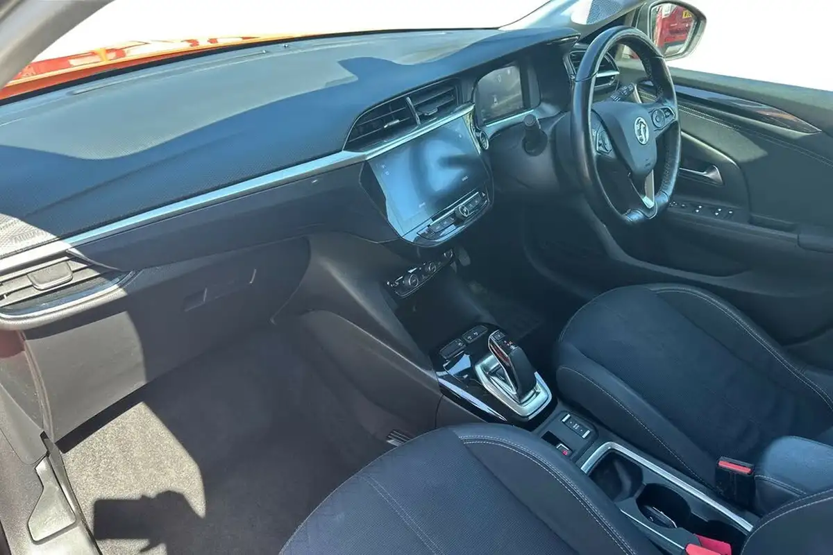 2021-vauxhall-corsa-e-elite-nav-big-14