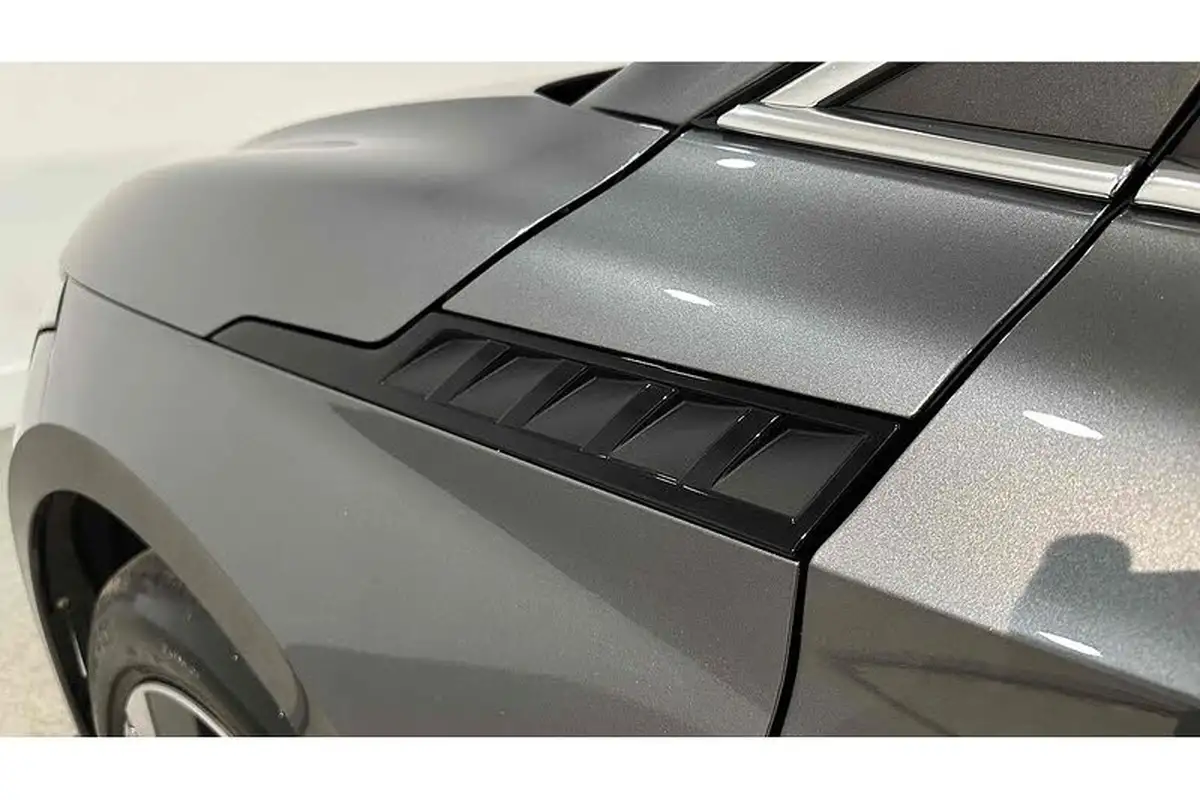 2023-skoda-enyaq-e-80-82-kwh-station-wagon-big-20