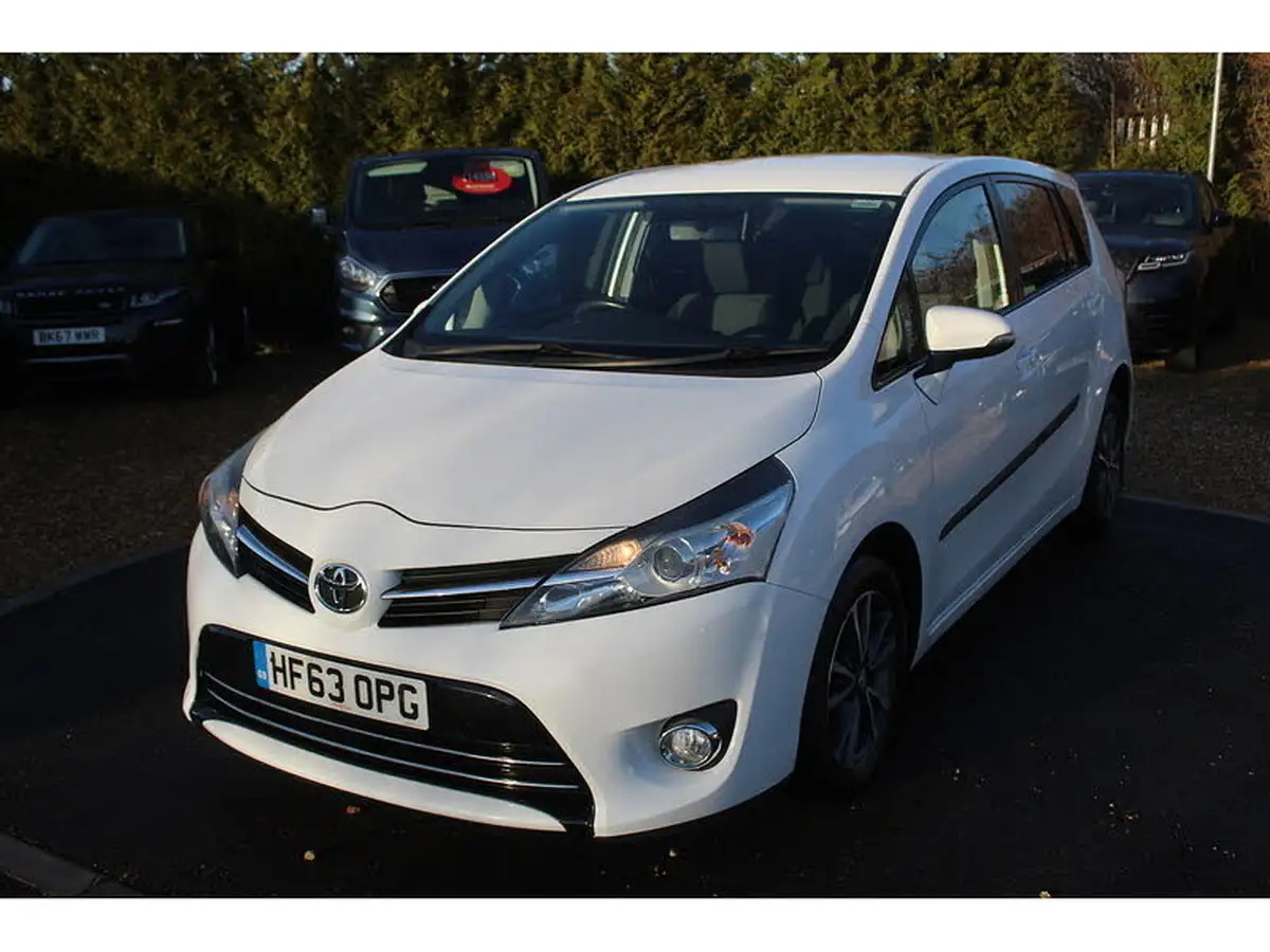 2013-toyota-verso-18-icon-big-4