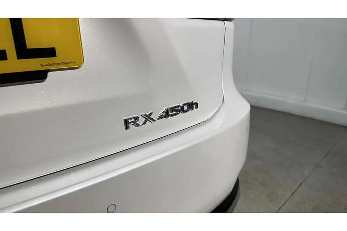 2022-lexus-rx-450h-35-rx-big-16