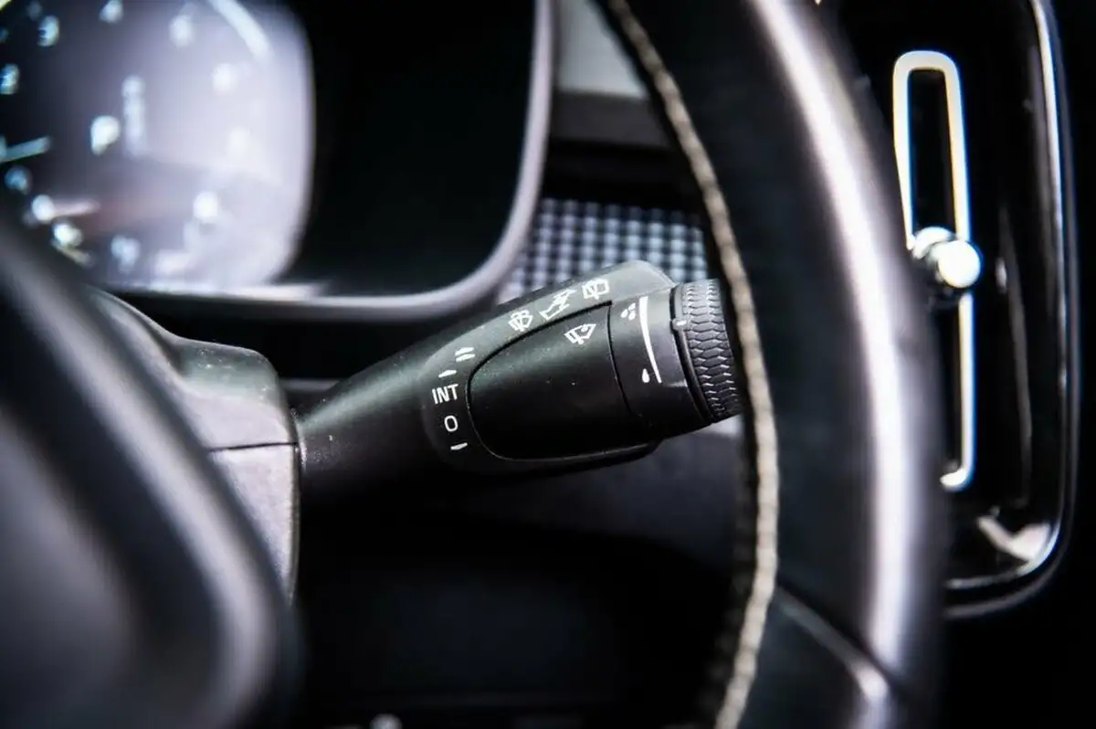 2021-volvo-xc40-15-t3-r-design-161bhp-auto-big-24