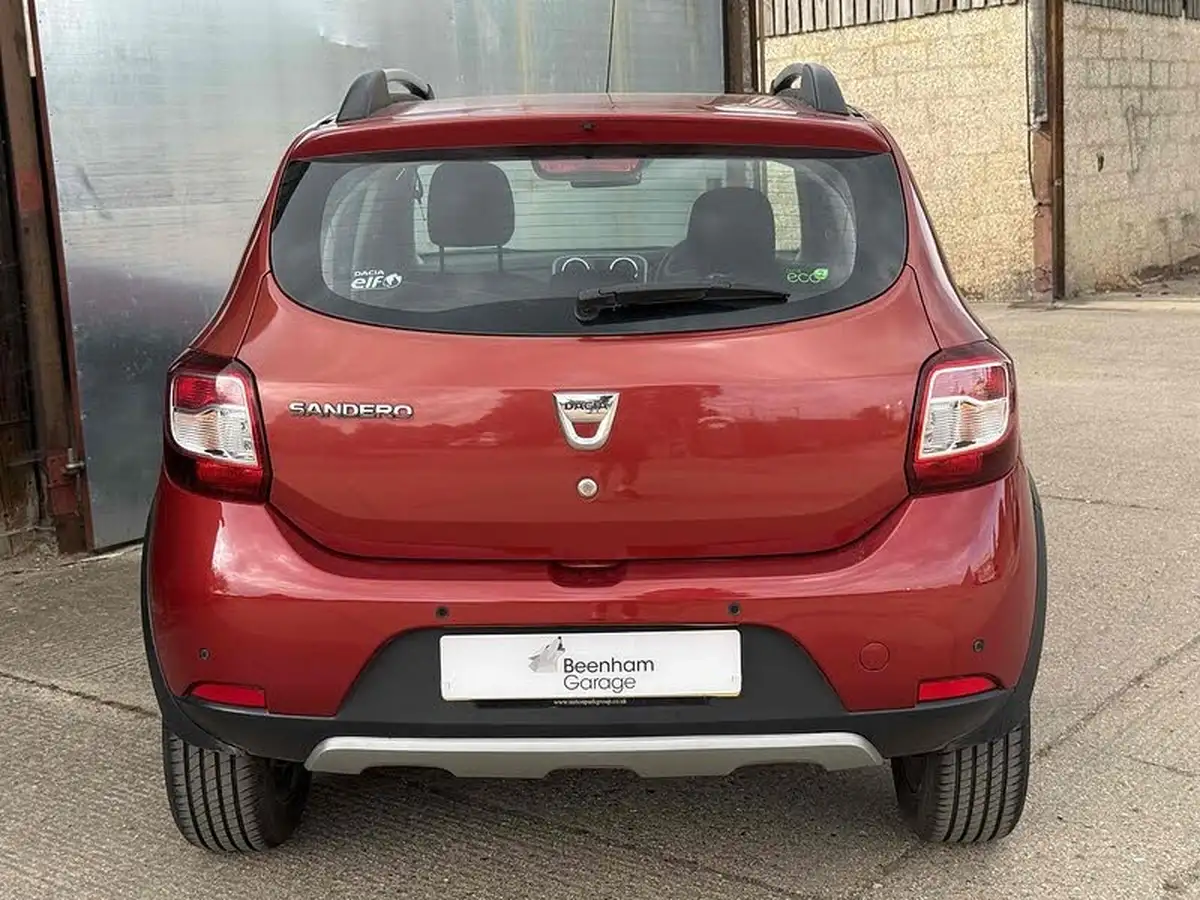 2015-dacia-sandero-stepway-15d-laureate-big-7