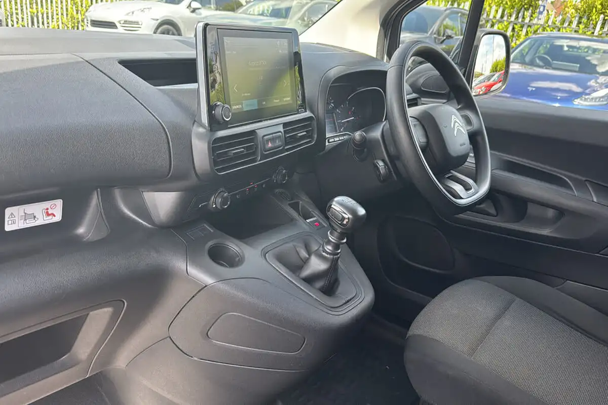 2021-citroen-berlingo-15bluehdi-850-enterprise-pro-100pseu6d-big-9