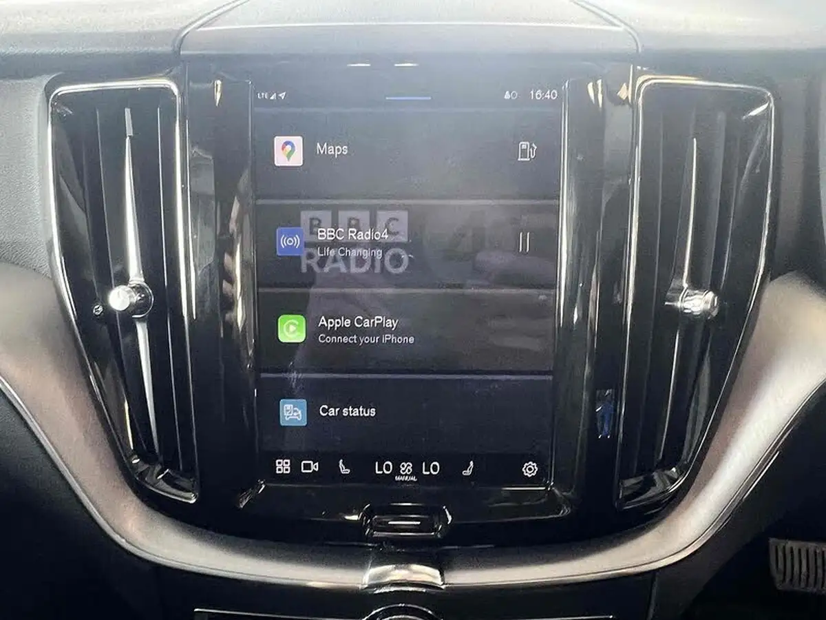2021-volvo-xc60-20-b5-momentum-big-12