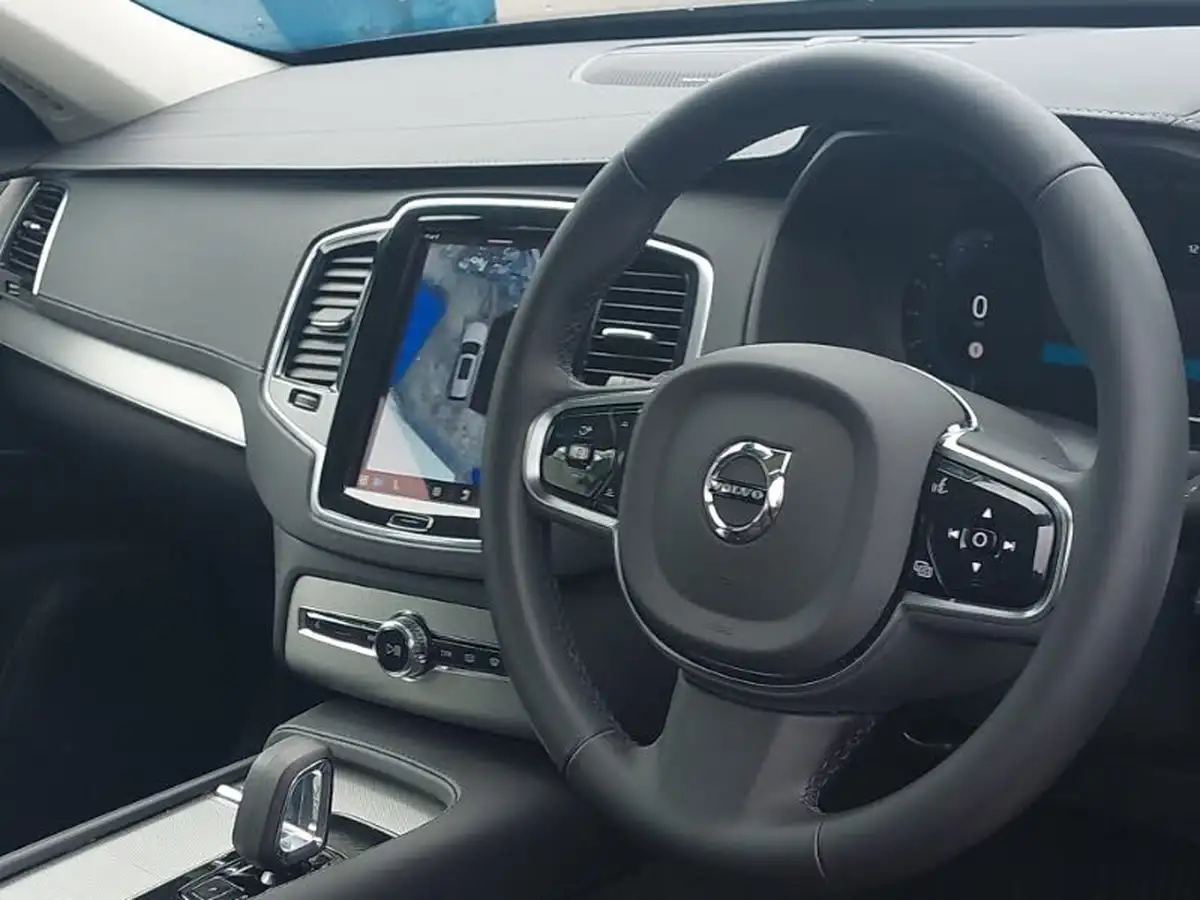 2024-volvo-xc90-20-b5-r-design-big-13