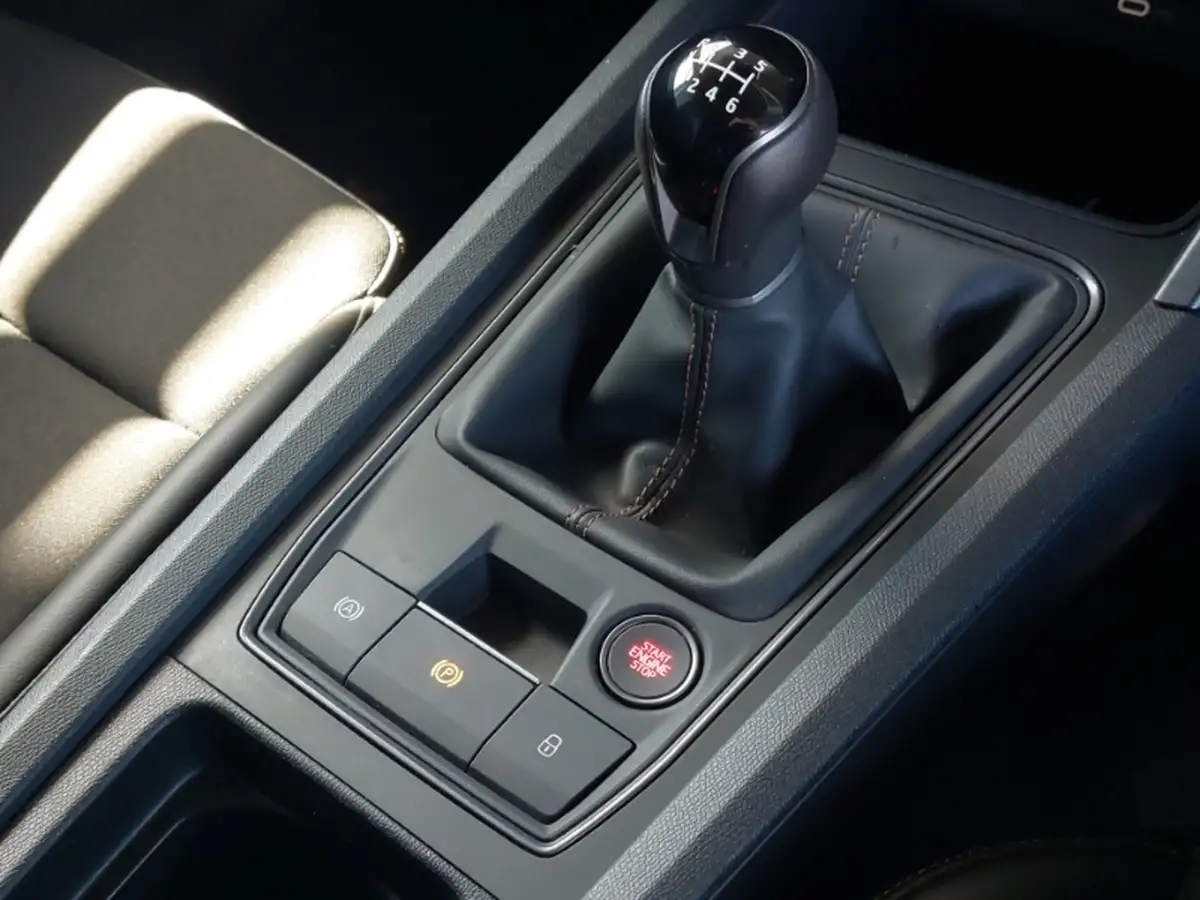 2024-cupra-leon-nf-15-tsi-v1-hatchback-big-14