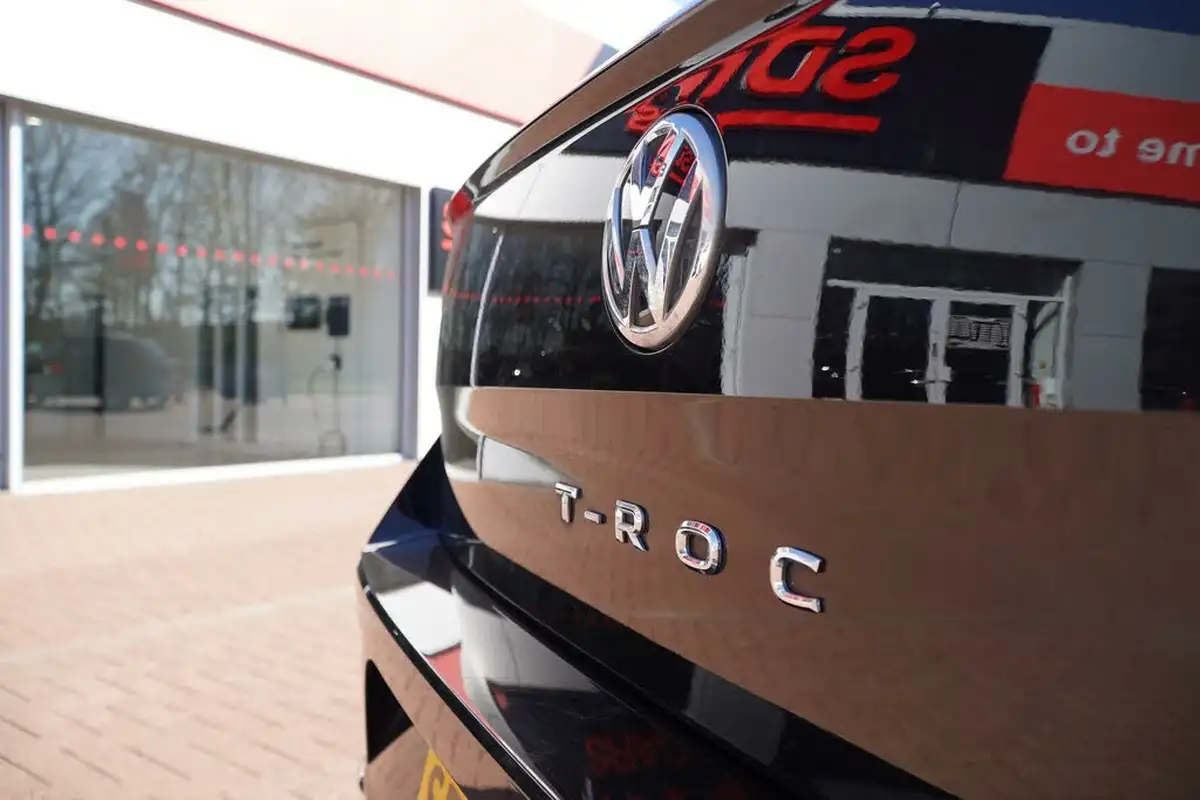2020-volkswagen-t-roc-20tdi-r-line-dsg-big-30