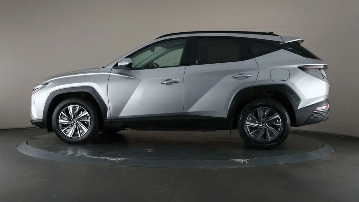 2022-hyundai-tucson-16-t-gdi-se-connect-150ps-big-33