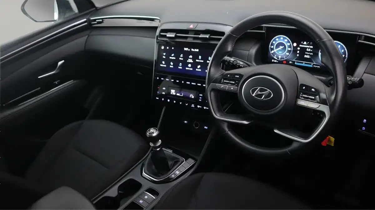 2022-hyundai-tucson-16-t-gdi-se-connect-150ps-big-9