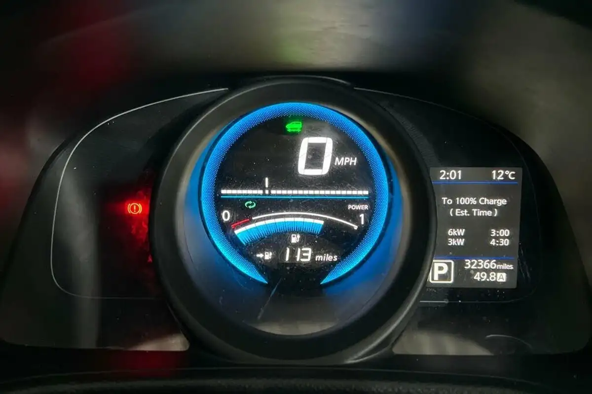 2019-nissan-env200-e-acenta-panel-van-auto-big-11