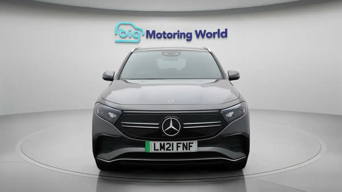 2021-mercedes-benz-eqa-e-eqa-250-amg-line-big-2