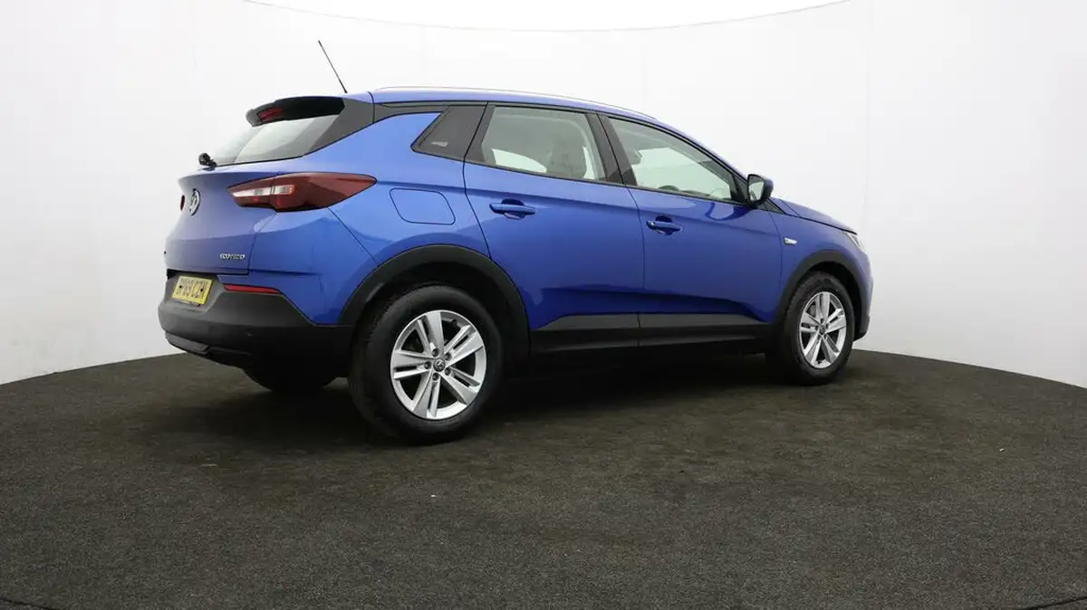 2020-vauxhall-grandland-x-15td-se-big-31