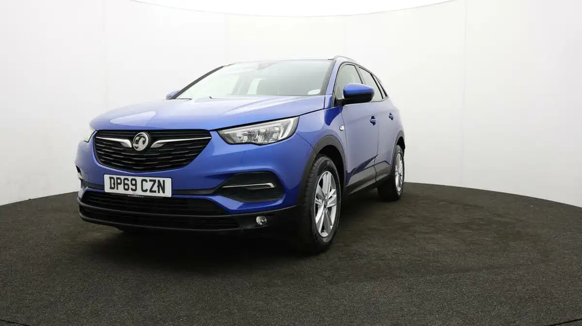 2020-vauxhall-grandland-x-15td-se-big-55