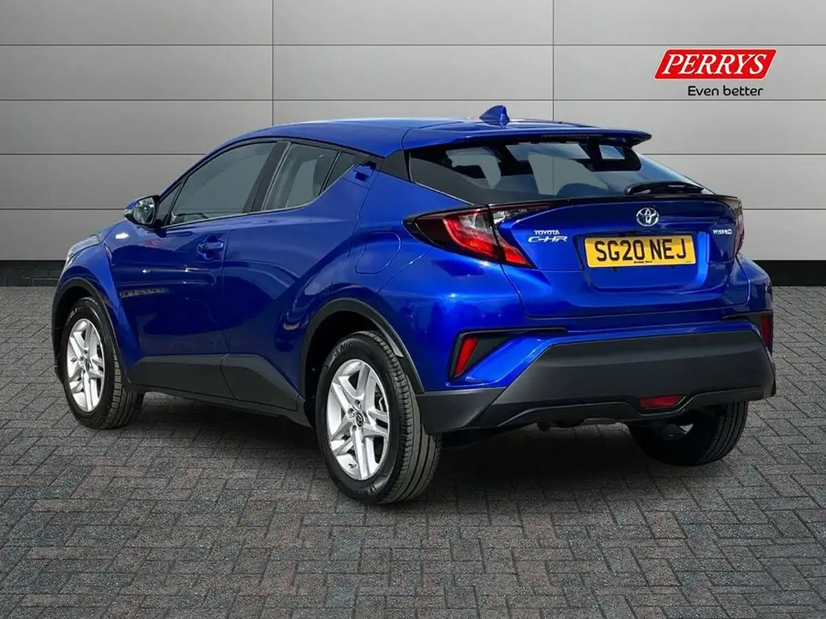 2020-toyota-c-hr-18-vvt-i-icon-parking-pack-big-1