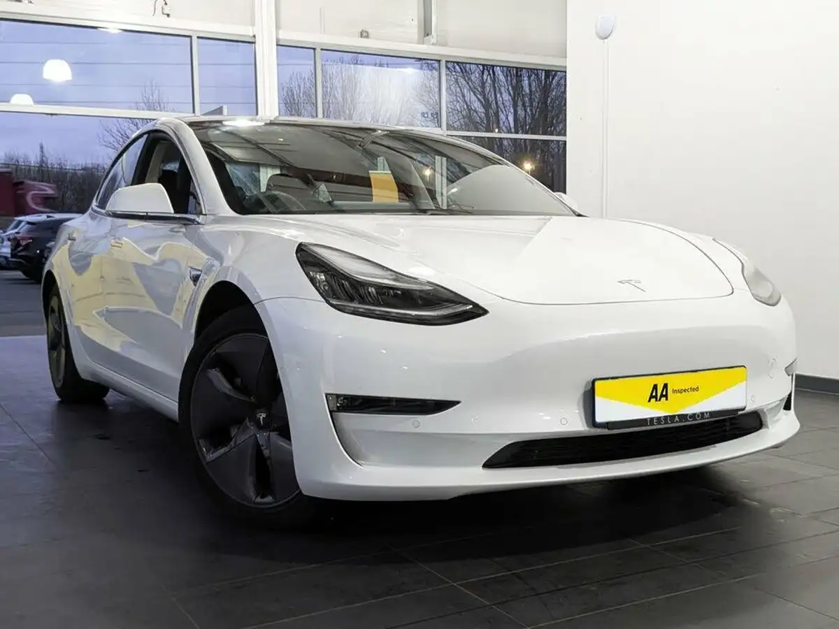 2020-tesla-model-3-e-long-range-big-3