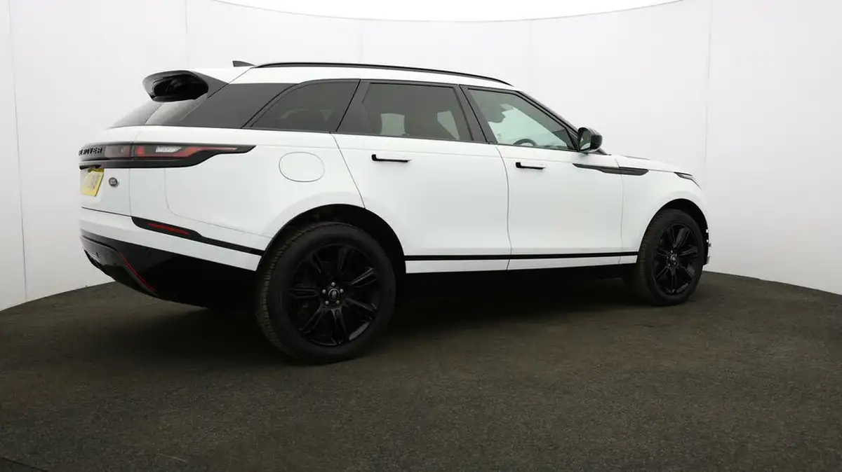 2022-land-rover-range-rover-velar-20-d200-r-dynamic-se-big-56