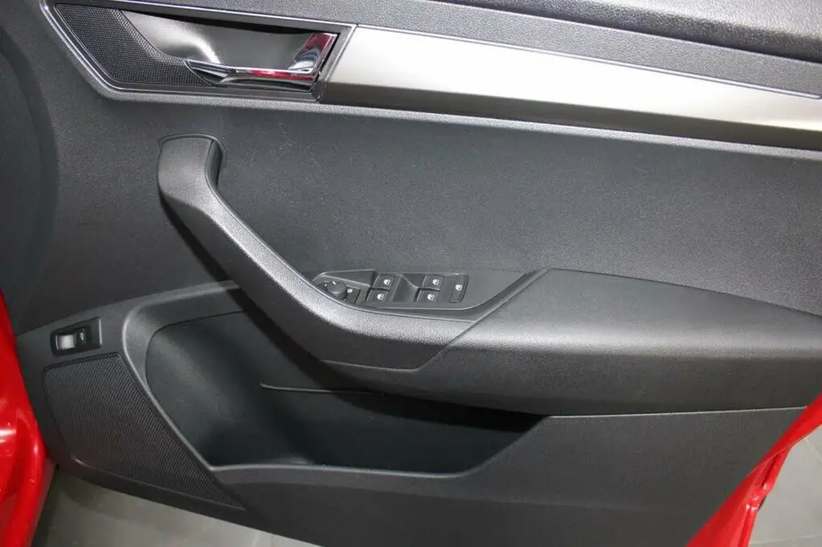 2018-skoda-karoq-15-tsi-edition-ss-dsg-big-19