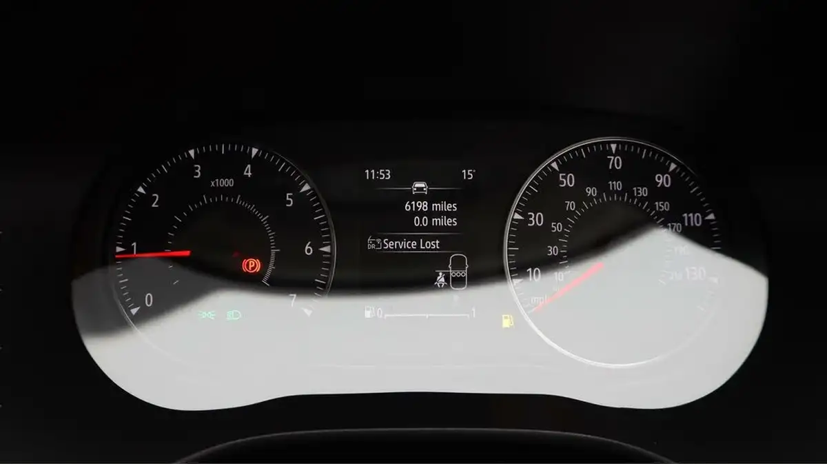 2022-dacia-sandero-10-sce-essential-big-10