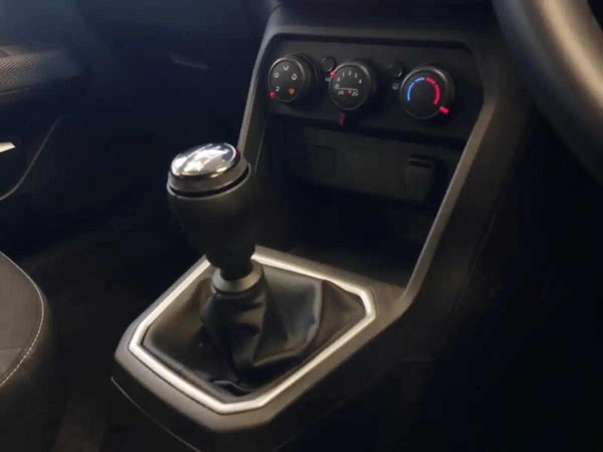 2023-dacia-sandero-10-tce-expression-90bhp-big-9