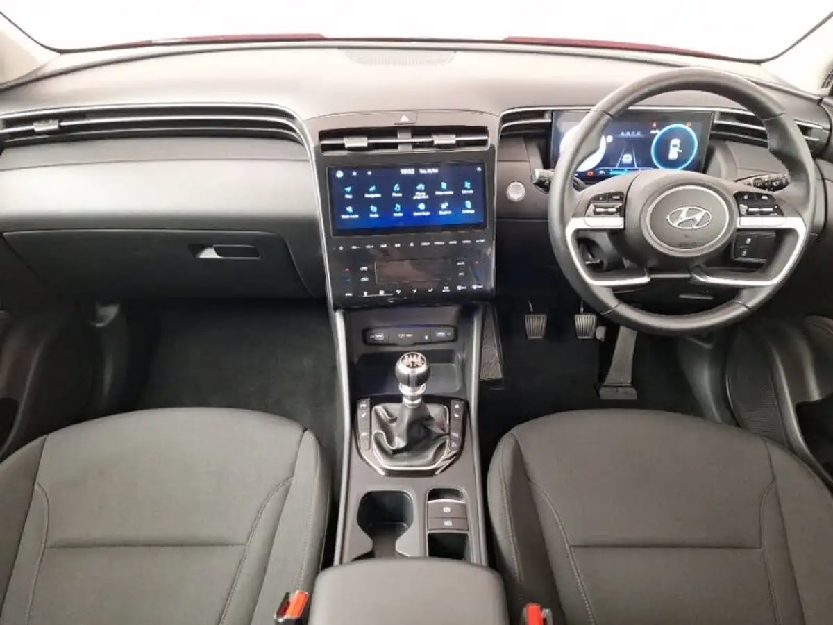 2024-hyundai-tucson-16-t-gdi-premium-150ps-big-2