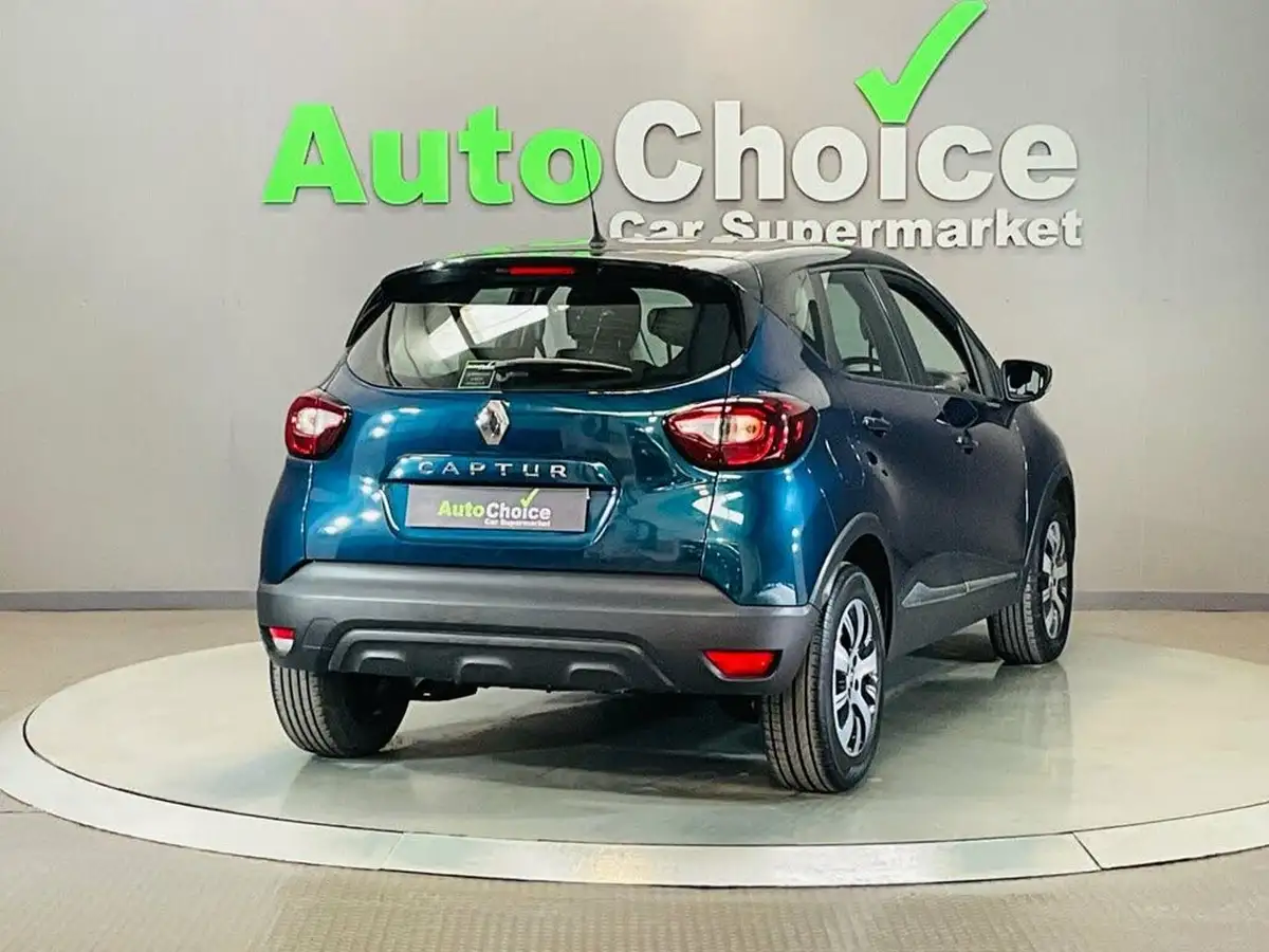 2019-renault-captur-09-tce-play-big-15